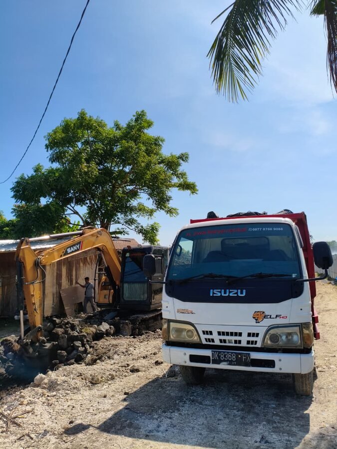 Sewa Dump Truck Bali