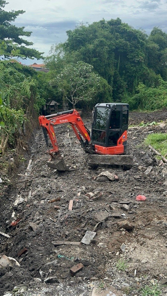 Excavator JKR Bali – proyek villa dan hunian